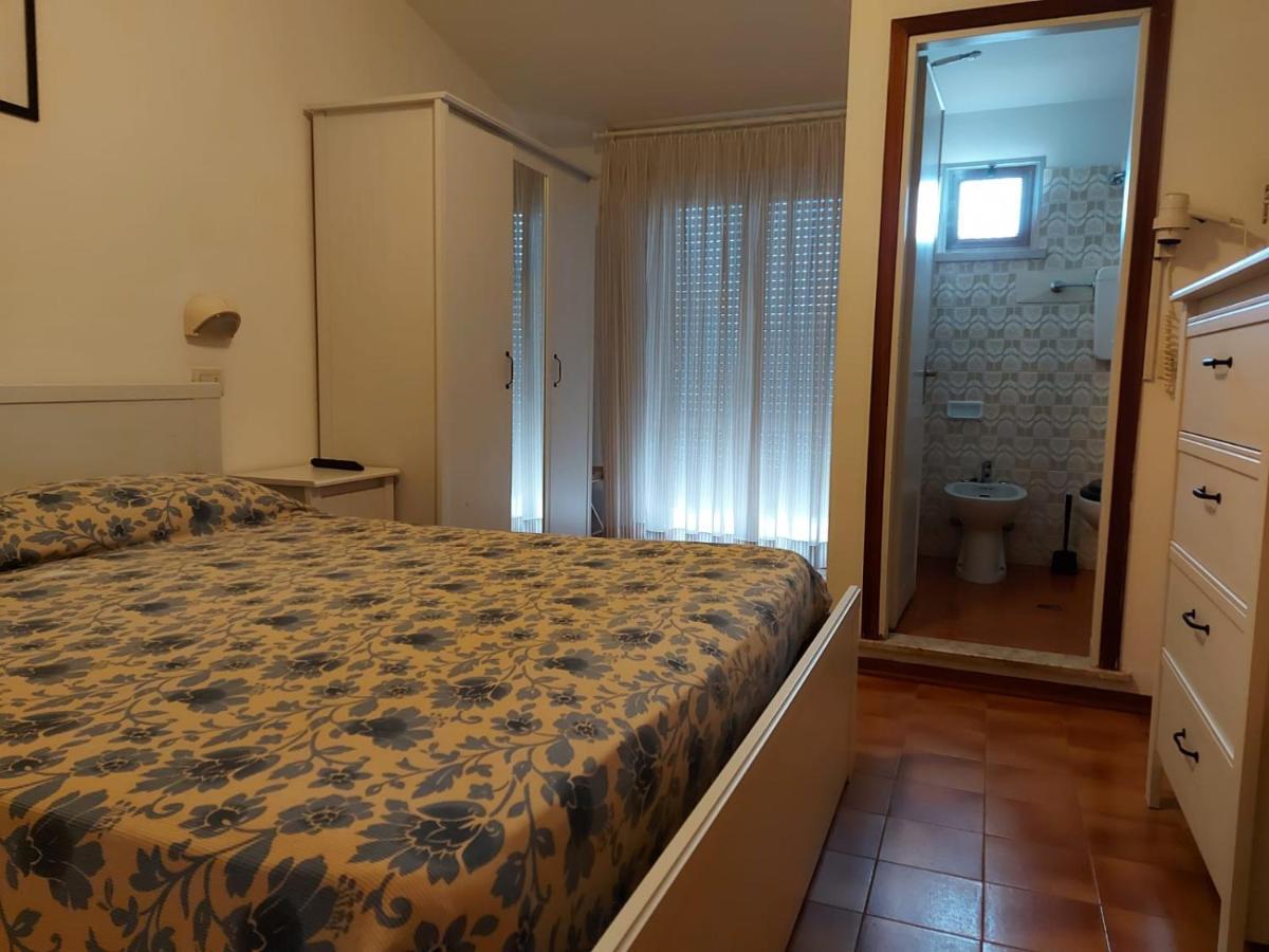 Hotel Brezza Rimini Exterior photo